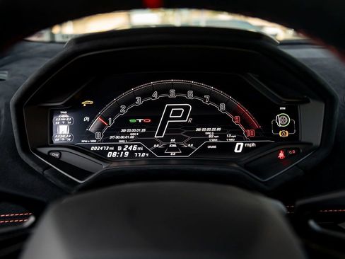 Used 2022 Lamborghini Huracan STO image 17