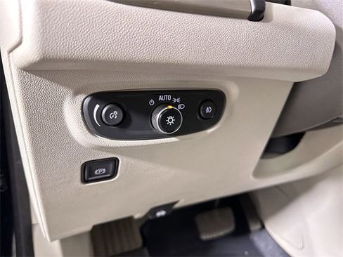 Used 2020 GMC Terrain Denali w/ Denali Premium Package image 18