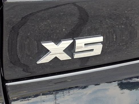 Used 2024 BMW X5 M60i AWD/4WD image 37