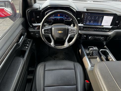 Used 2024 Chevrolet Silverado 1500 LTZ AWD/4WD image 14