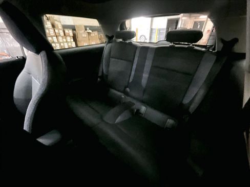 Used 2025 MINI Cooper 2-Door Hardtop image 27