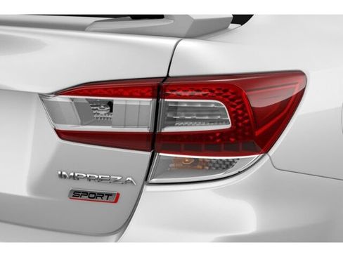 Used 2023 Subaru Impreza 2.0i Sport image 13