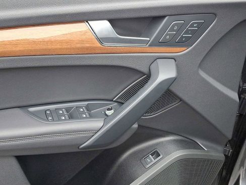 Certified 2023 Audi Q5 2.0T Premium Plus w/ Premium Plus Package image 10