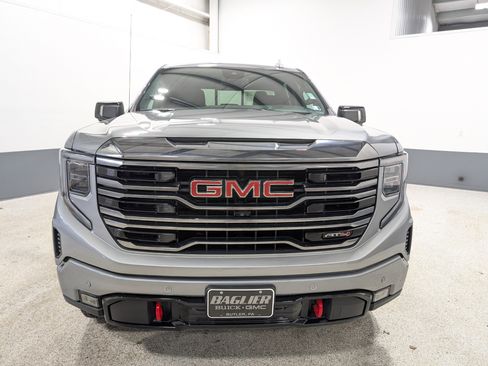 Used 2024 GMC Sierra 1500 AT4 w/ AT4 Preferred Package AWD/4WD image 8