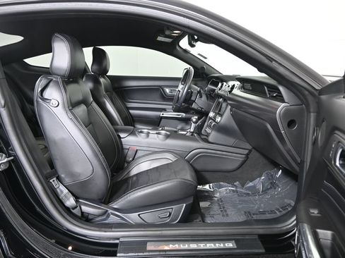 Used 2021 Ford Mustang GT Premium w/ GT Performance Package RWD image 13