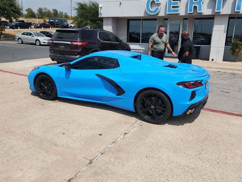 Used 2022 Chevrolet Corvette Stingray Preferred Conv w/ 2LT RWD image 3