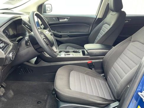 Used 2022 Ford Edge SE image 9