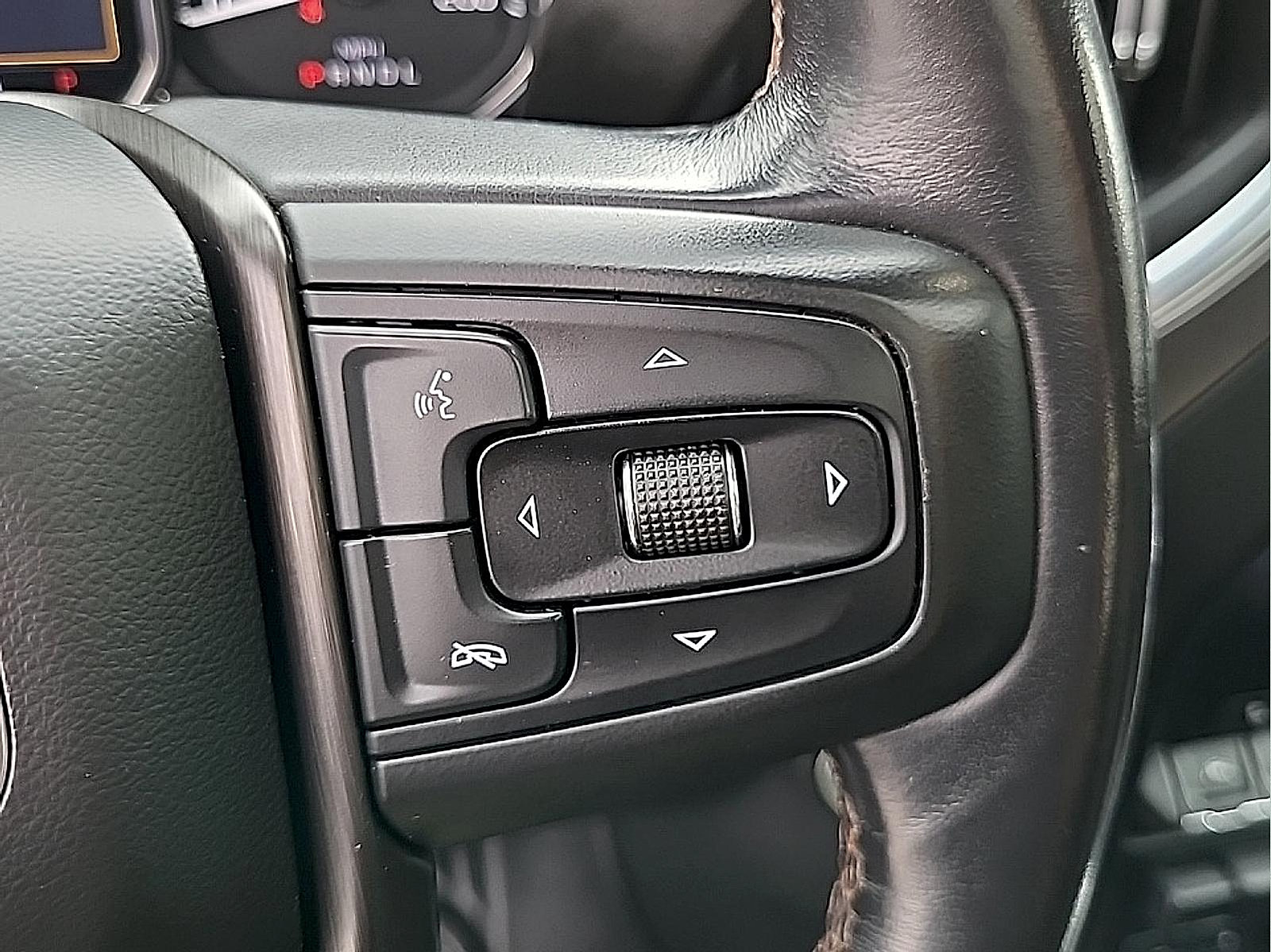 Used 2021 GMC Sierra 1500 AT4 w/ AT4 Premium Package AWD/4WD image 19