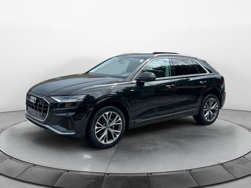 Certified 2023 Audi Q8 Premium Plus AWD/4WD image 3