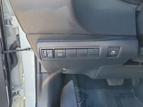 Used 2025 Toyota Corolla LE image 13