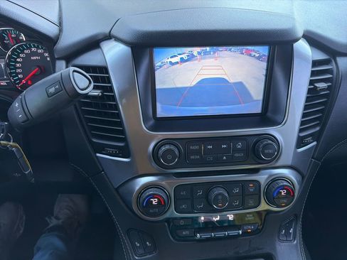 Used 2018 Chevrolet Tahoe LT image 11