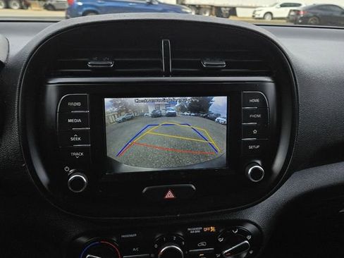 Used 2020 Kia Soul LX image 13