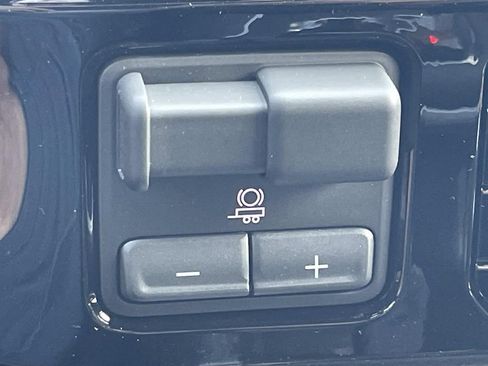 New 2026 Chevrolet Silverado 1500 High Country AWD/4WD image 27