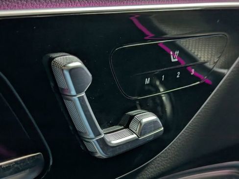 Used 2025 Mercedes-Benz CLE 300 4MATIC Coupe image 17