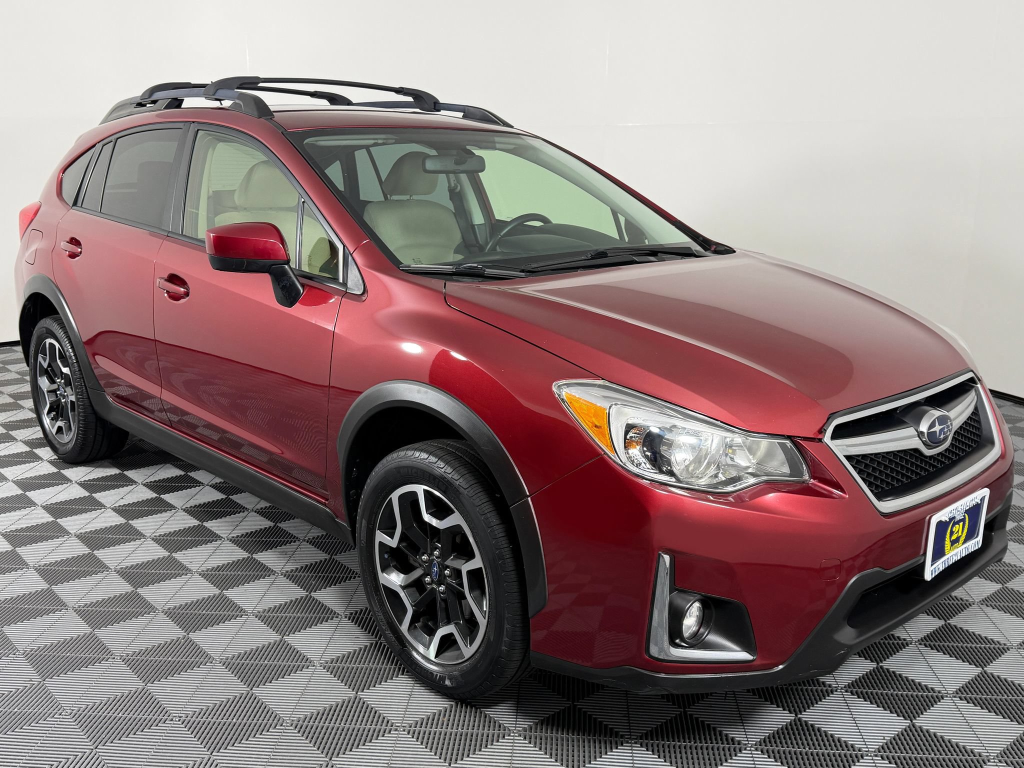 Used 2017 Subaru Crosstrek 2.0i Premium AWD/4WD image 6