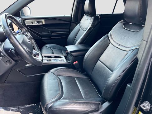 Used 2020 Ford Explorer ST image 20