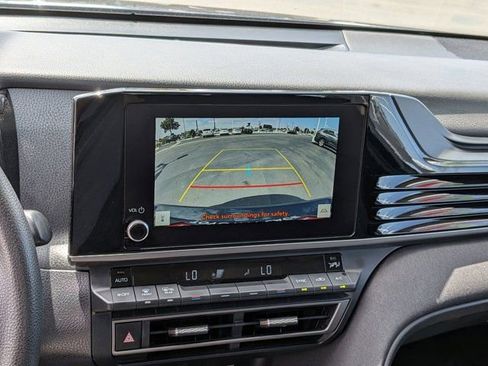 Used 2025 Toyota Camry LE w/ Convenience Package FWD image 21