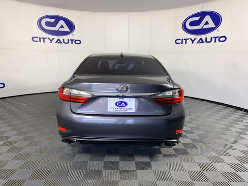 Used 2018 Lexus ES 350 w/ Navigation System Package FWD image 4