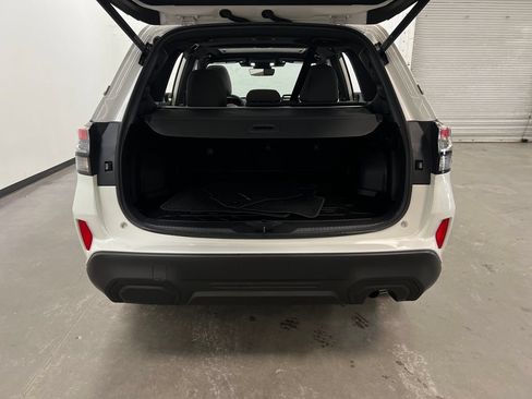 Used 2025 Subaru Forester Premium AWD/4WD image 23