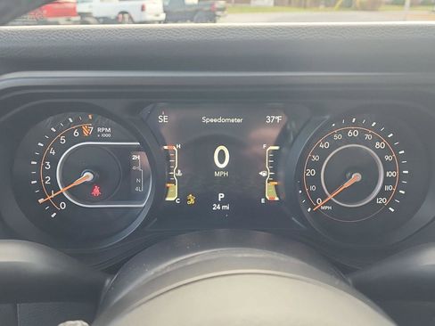 New 2026 Jeep Gladiator Willys image 14