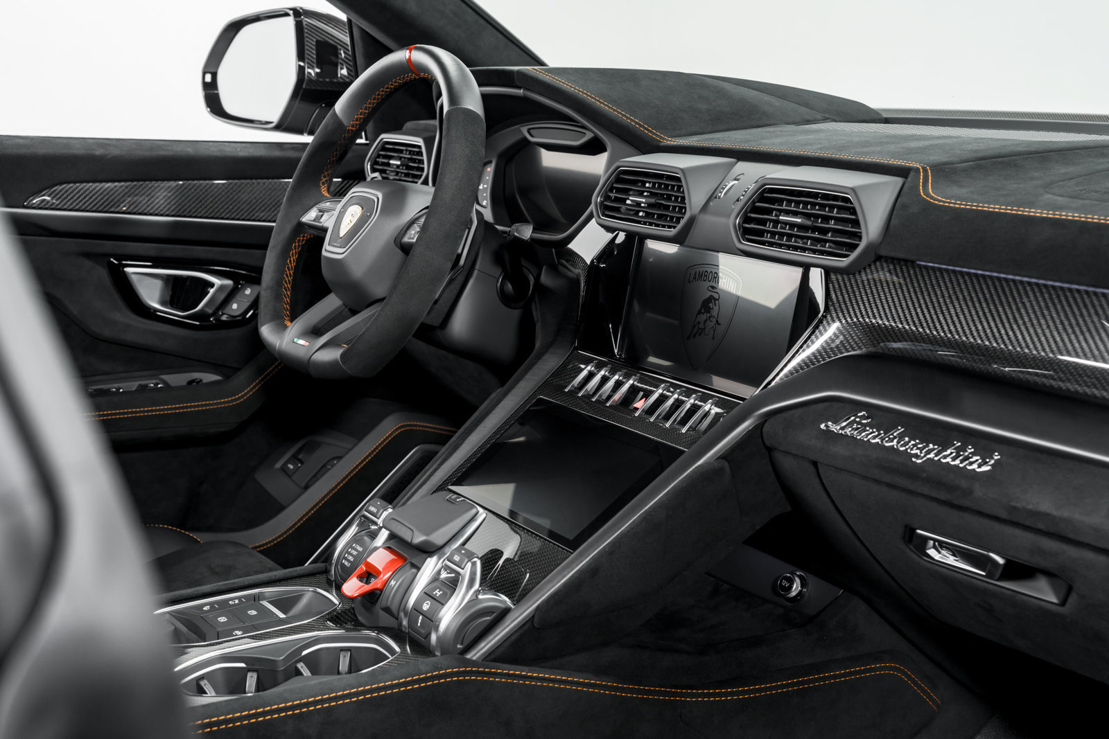 Used 2024 Lamborghini Urus Performante AWD/4WD image 37