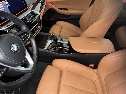 Certified 2023 BMW 530i xDrive w/ Convenience Package image 19