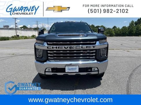 Used 2020 Chevrolet Silverado 2500 LTZ w/ Z71 Off-Road Package AWD/4WD image 2