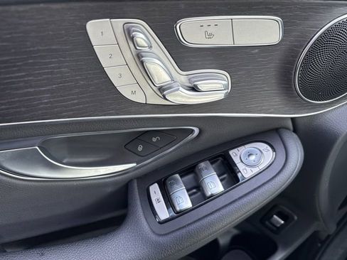 Used 2022 Mercedes-Benz GLC 300 4MATIC image 9