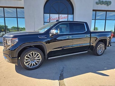 Used 2026 GMC Sierra 1500 Denali Ultimate AWD/4WD image 5