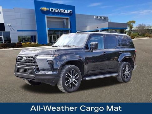 Used 2025 Lexus GX 550 w/ Accessory Package (2T) AWD/4WD image 34