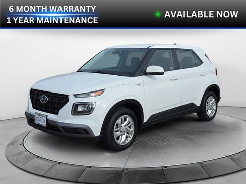 Used 2021 Hyundai Venue SE image 1