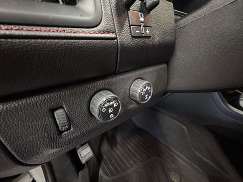 Used 2020 GMC Canyon All Terrain AWD/4WD image 22