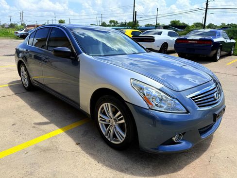 Used 2010 INFINITI G37 Journey w/ Premium Pkg image 4