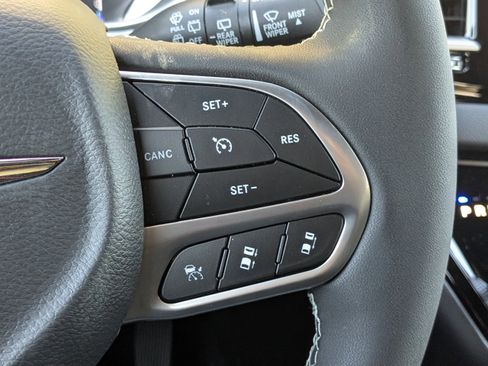 New 2026 Chrysler Voyager LX FWD image 23