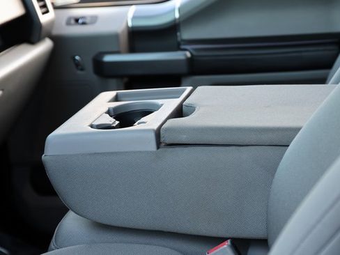 Used 2015 Ford F150 XLT w/ Equipment Group 302A Luxury image 15