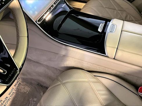 Certified 2021 Mercedes-Benz Maybach S 580 4MATIC image 17