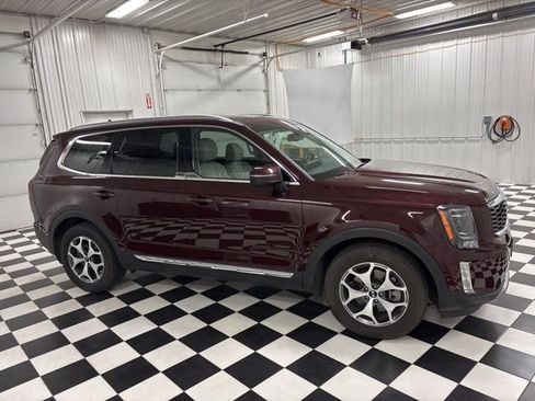 Used 2021 Kia Telluride EX FWD image 3