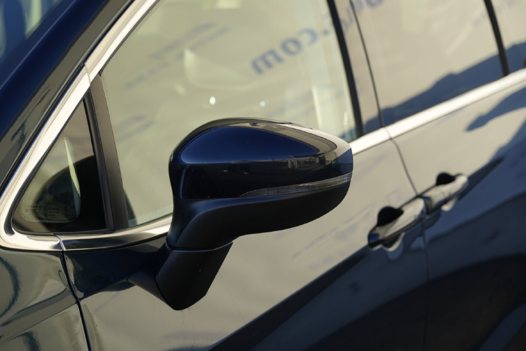 Used 2023 Chrysler Pacifica Touring-L FWD image 10