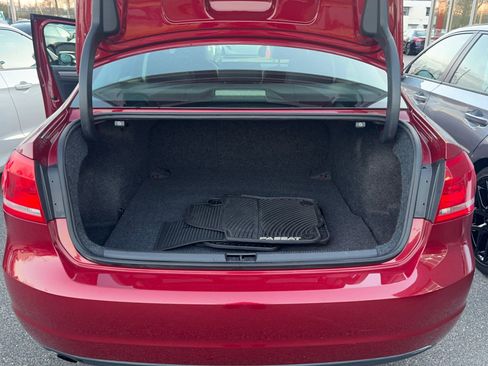 Used 2015 Volkswagen Passat 1.8T Limited Edition image 10