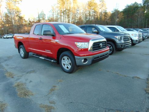Used 2018 Toyota Tundra SR5 w/ TRD Sport Package image 33