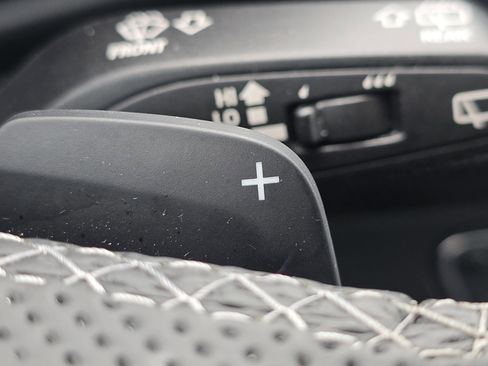 Certified 2023 Audi SQ5 Premium Plus image 26