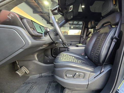 Used 2024 Rivian R1S Adventure image 14