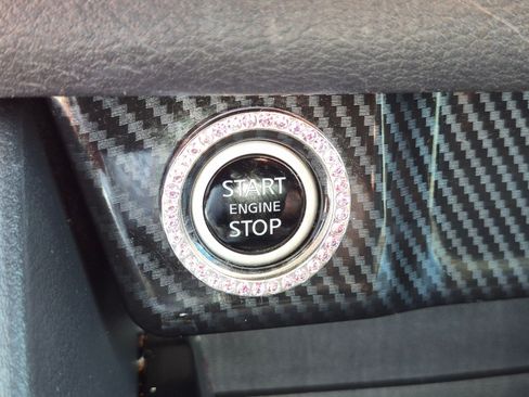 Used 2023 Nissan Rogue S AWD/4WD image 25