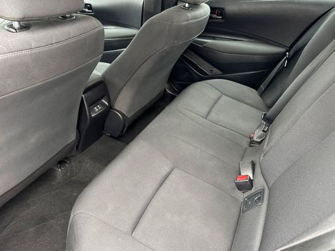 Used 2025 Toyota Corolla LE FWD image 14
