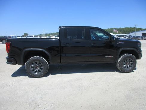 New 2026 GMC Sierra 1500 AT4X AWD/4WD image 3