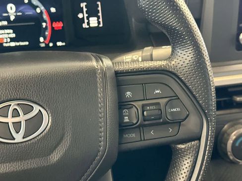 Used 2025 Toyota Tacoma SR5 image 26