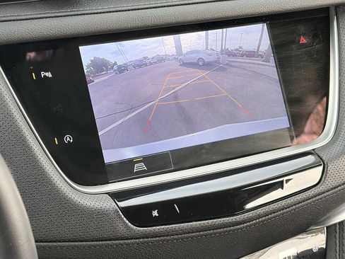 Certified 2025 Cadillac XT5 Premium Luxury image 28