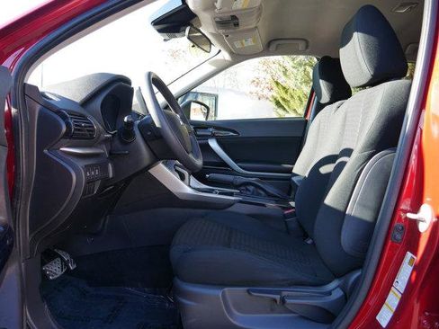 Used 2022 Mitsubishi Eclipse Cross LE AWD/4WD image 12