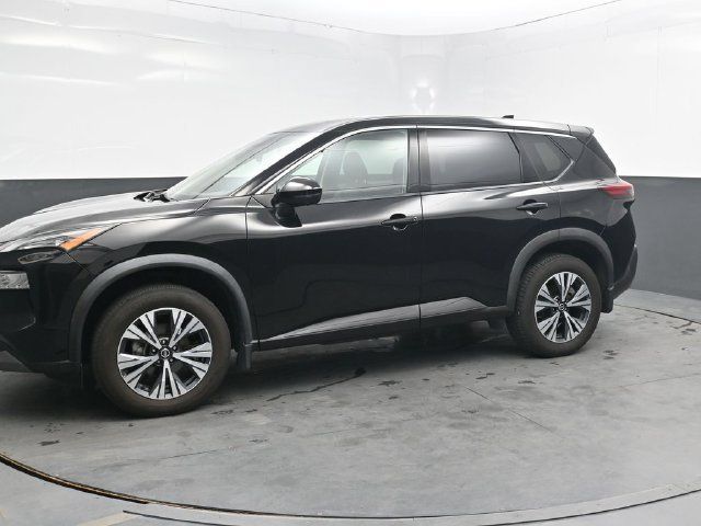 Used 2021 Nissan Rogue SV AWD/4WD image 3