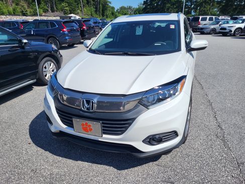 Used 2020 Honda HR-V EX image 2